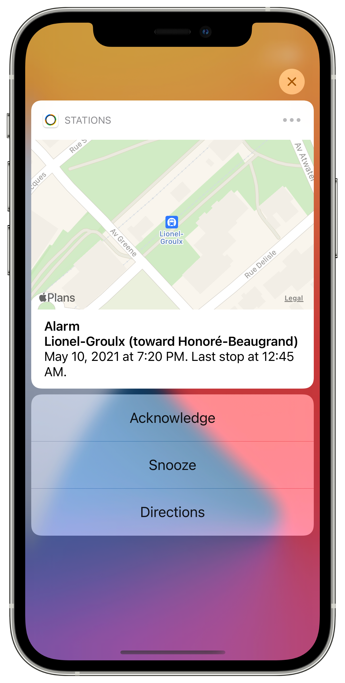 Screenshot: Alarm notification actions on the lock screen.